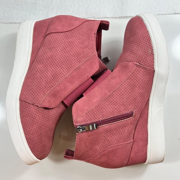 Journee Collection Womens Red Perforated Wedge Slip-on Sneakers Size 10 - Picture 6 of 10